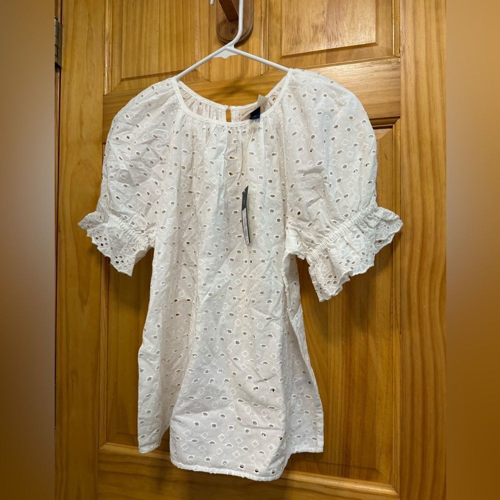 NWT Universal Thread white eyelet blouse size XS